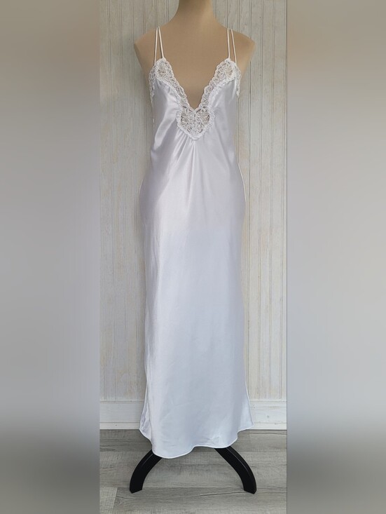 Victoria's Secret Other - Vintage Victoria's Secret Gold Label Lace Nightgown Slip Dress White Size Small